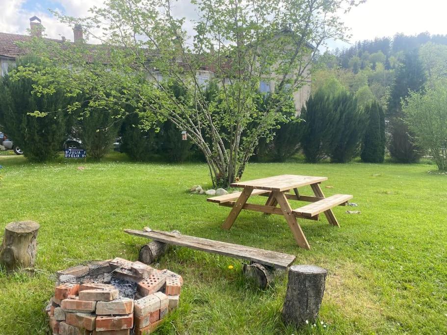 Maison 6 Places, En Plein Coeur De L'ariege, Proche Et Nature Holiday home *